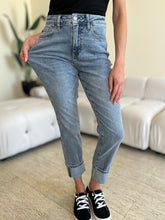 Load image into Gallery viewer, Judy Blue* I’m Coming Home Cuff Jeans