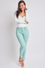 Load image into Gallery viewer, YMI* Hyperstretch Mid-Rise Skinny Jeans