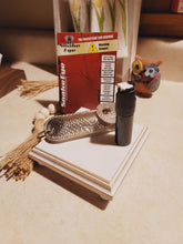 Load image into Gallery viewer, Snake Eye