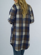 Load image into Gallery viewer, Plaid Collared Neck Long Sleeve Coat