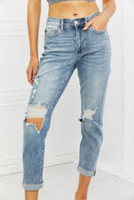 Load image into Gallery viewer, *RESTOCKING SOON!* Judy Blue* Malia Mid Rise Boyfriend Jeans