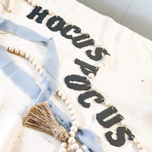 Load image into Gallery viewer, A Bunch Of Hocus Pocus and Bats!