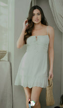 Load image into Gallery viewer, The Daphne