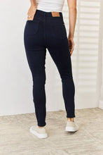 Load image into Gallery viewer, Judy Blue* Tummy Control Skinnies!! (Navy)