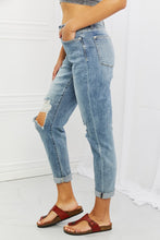 Load image into Gallery viewer, *RESTOCKING SOON!* Judy Blue* Malia Mid Rise Boyfriend Jeans