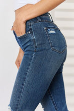 Load image into Gallery viewer, Judy Blue* Take Me Back Skinny Jeans