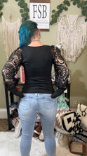 Load image into Gallery viewer, The Lilah Lace Top