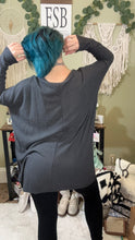 Load image into Gallery viewer, The Leggings Go To Top