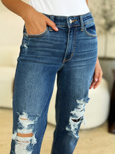 Load image into Gallery viewer, Judy Blue* Boot Scootin’ Jeans (mid rise)
