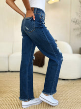 Load image into Gallery viewer, Judy Blue* Boot Scootin’ Jeans (mid rise)
