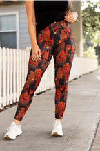 Load image into Gallery viewer, Halloween Butter Leggings!
