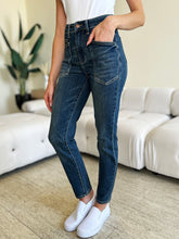 Load image into Gallery viewer, Judy Blue* Pocket Full Of Shunshine Skinny Jeans
