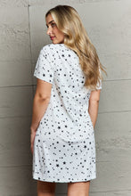 Load image into Gallery viewer, Quilted Quivers Button Down Sleepwear Dress
