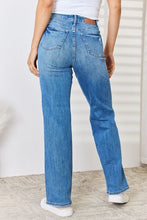 Load image into Gallery viewer, Judy Blue* Straight-Leg 90’s Jeans
