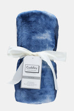 Load image into Gallery viewer, Cuddley Fleece Decorative Throw Blanket
