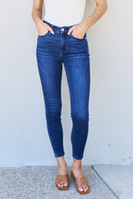 Load image into Gallery viewer, Judy Blue* Marie Mid Rise Crinkle Skinny Jeans
