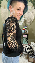 Load image into Gallery viewer, The Lilah Lace Top
